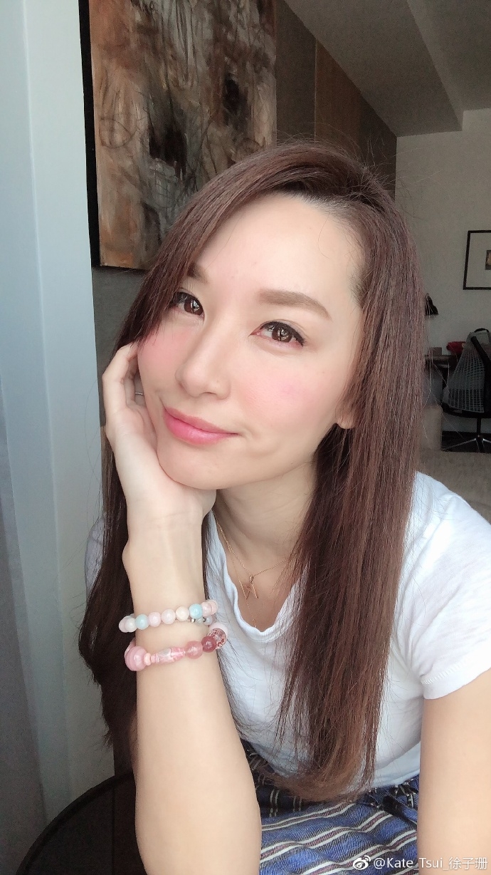 徐子珊微博