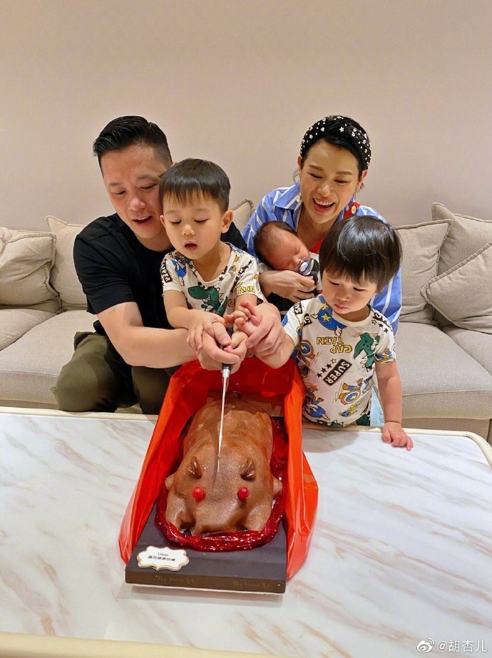 胡杏兒 微博
