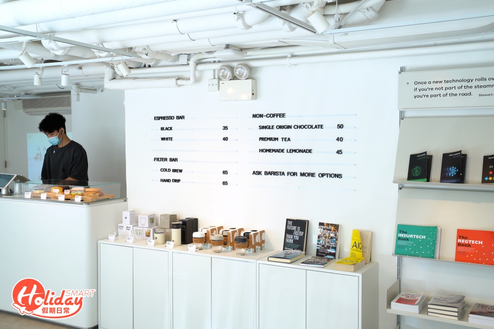 咖啡店Preface Coffee今年則繼續以大數據演算未來40年咖啡味道,從生態環境、社會經濟、生活質素等三方面進行分析,推出12款不同時代的飲品。