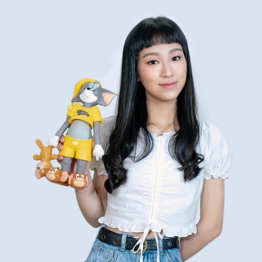 炎明熹 IG