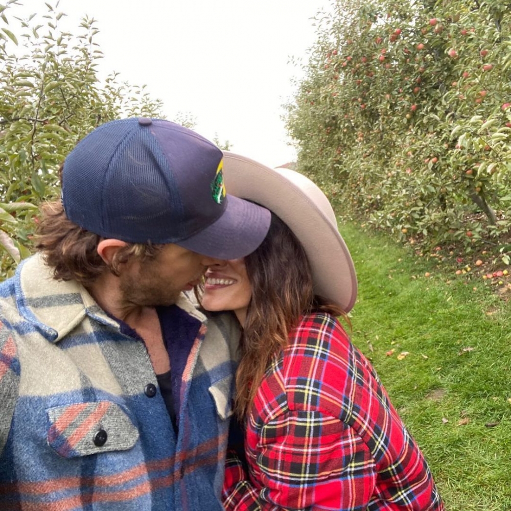 莎拉夏希與亞當狄莫斯sweet到爆~