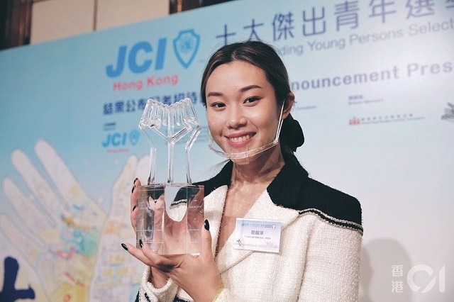歐鎧淳於柏克萊加利福尼亞大學讀環境經濟學