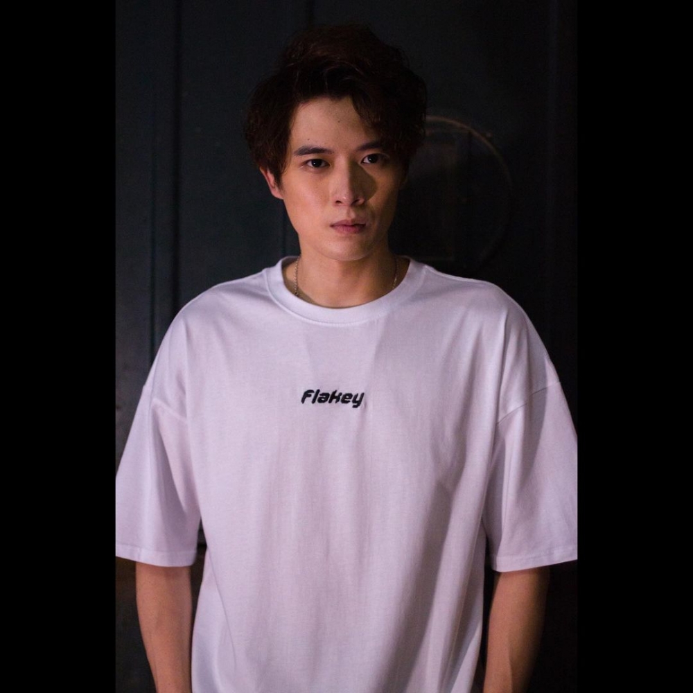 @flakey.co.official IG