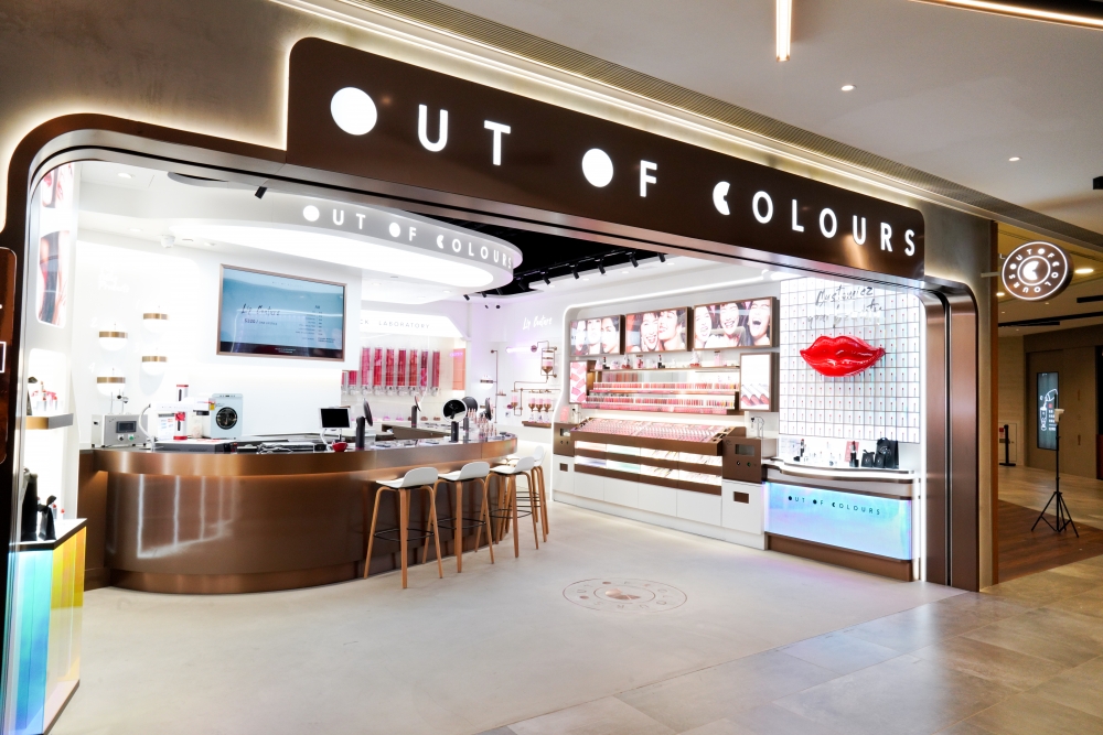 香港彩妝品牌OUT OF COLOURS聯同本地優惠網TapNow推出最新訂製唇膏優惠套票