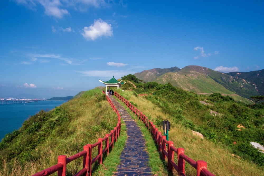 新手行山必選的虎山行山徑。