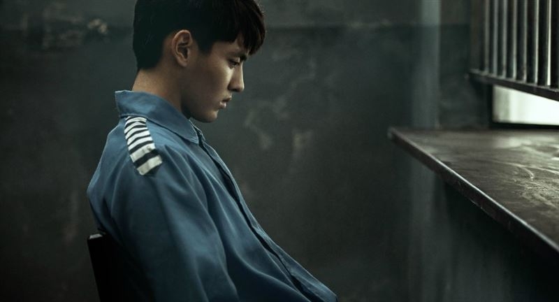 喺都美竹發文後，吳亦凡工作室多次發聲明，但都美竹公開嘅對話紀錄就揭露吳亦凡工作室曾想以錢解決，而吳母更以私人戶口分兩次轉賬50萬人民幣畀都美竹作「封口費」