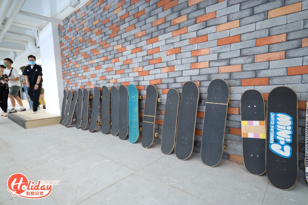 近日學院在荔枝角開設新室內滑板場