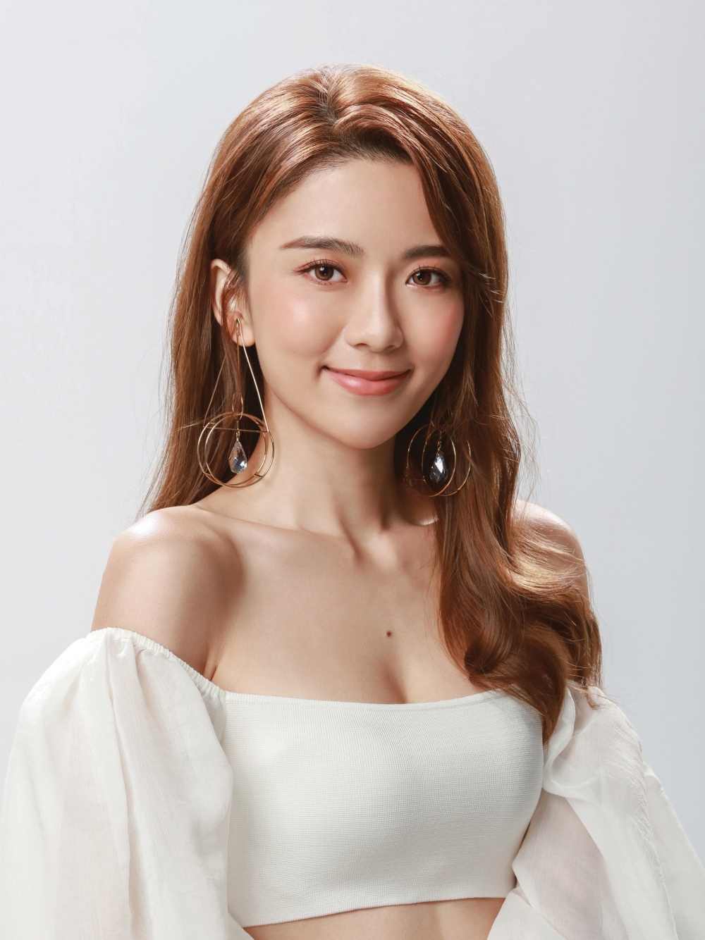 《香港小姐2021》12強佳麗:3號陳聖瑜。
