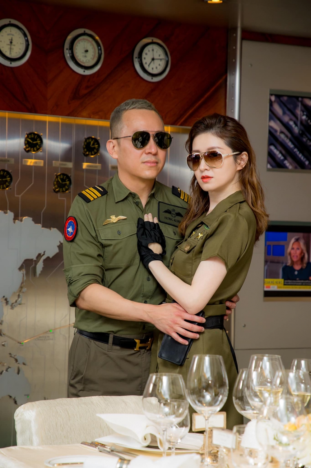 黃浩50歲生日,並以《Top Gun》為主題搞派對
