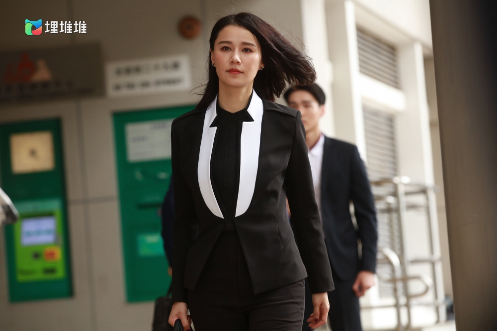 黃翠如飾演顧靈珊。