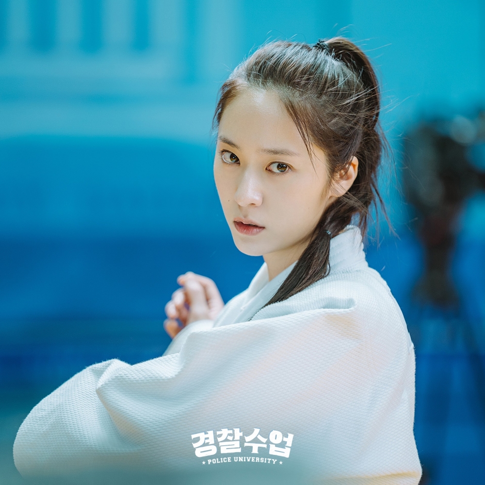 Krystal。