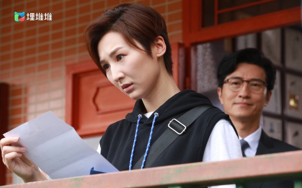 高海寧飾演顧青桐。