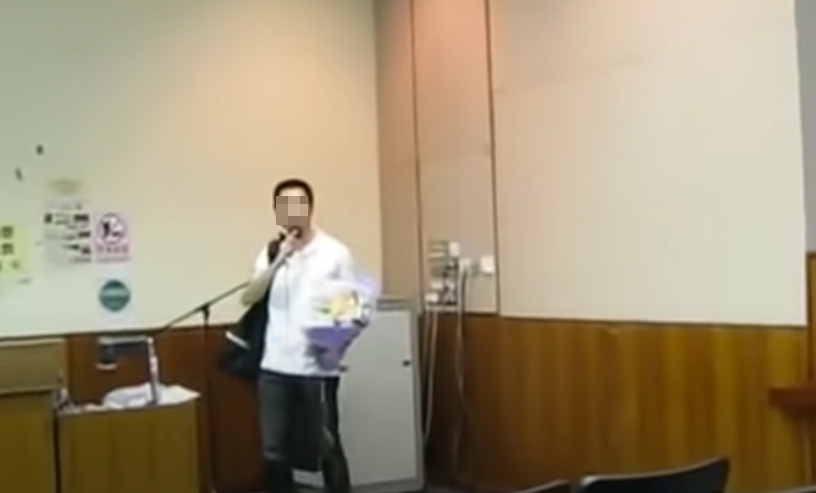 仲攞mic示愛!