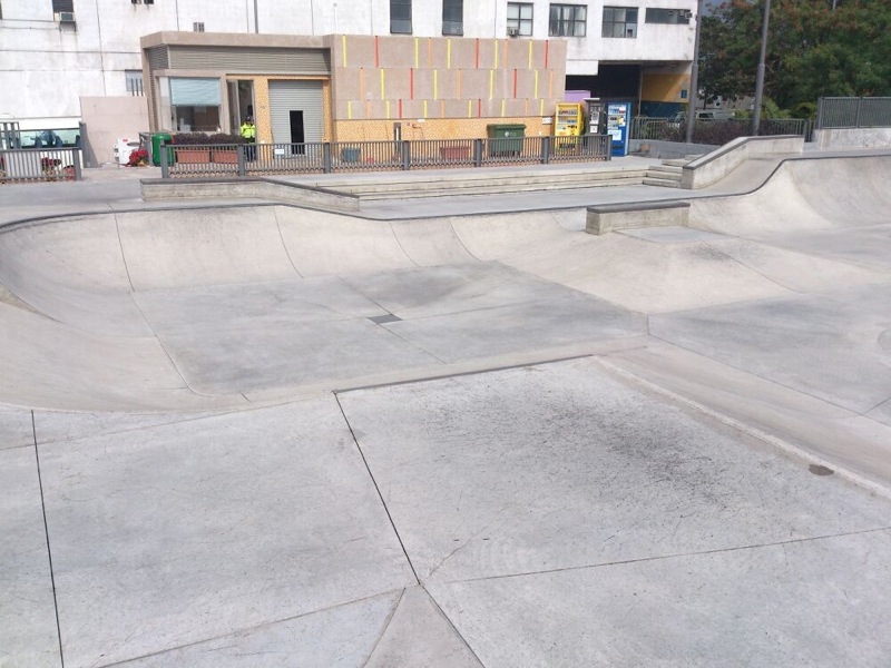 安樂門街遊樂場滑板場。