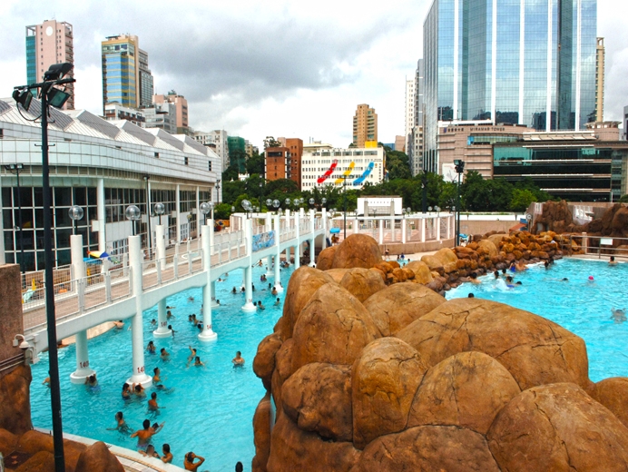 九龍公園游泳池。