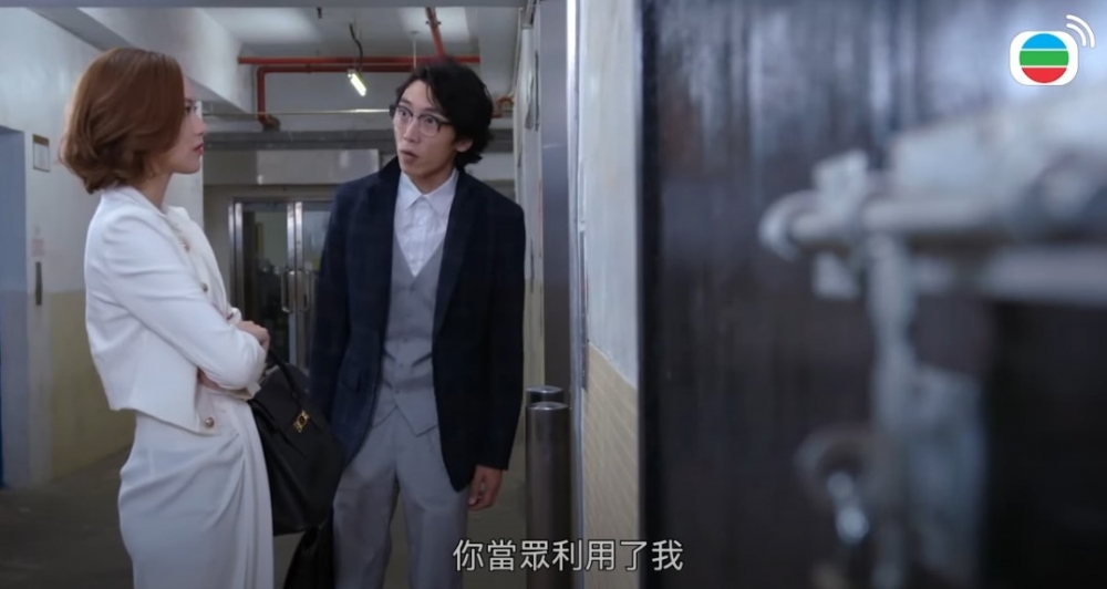 拍檔陸浩同馮盈盈亦被讚