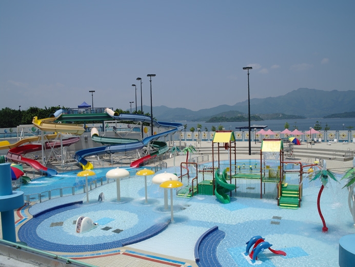 馬鞍山游泳池。