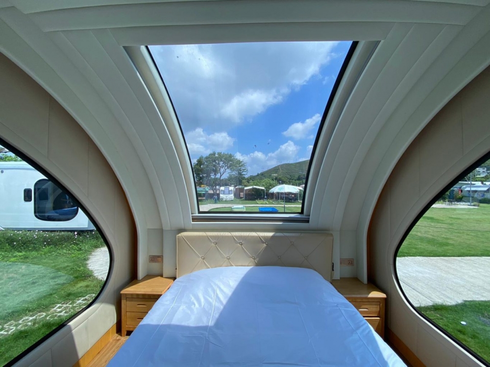 ARK Nature的星際露營車從車內望出去的視野。