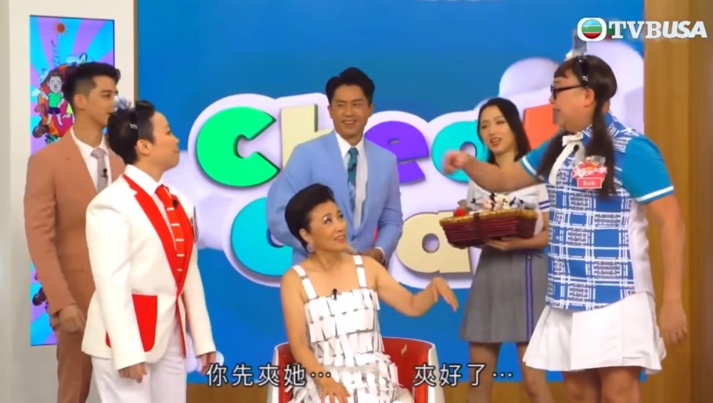 「埋舟」遊戲時,守衛需要保護一件物件,以免其他玩家觸碰到!