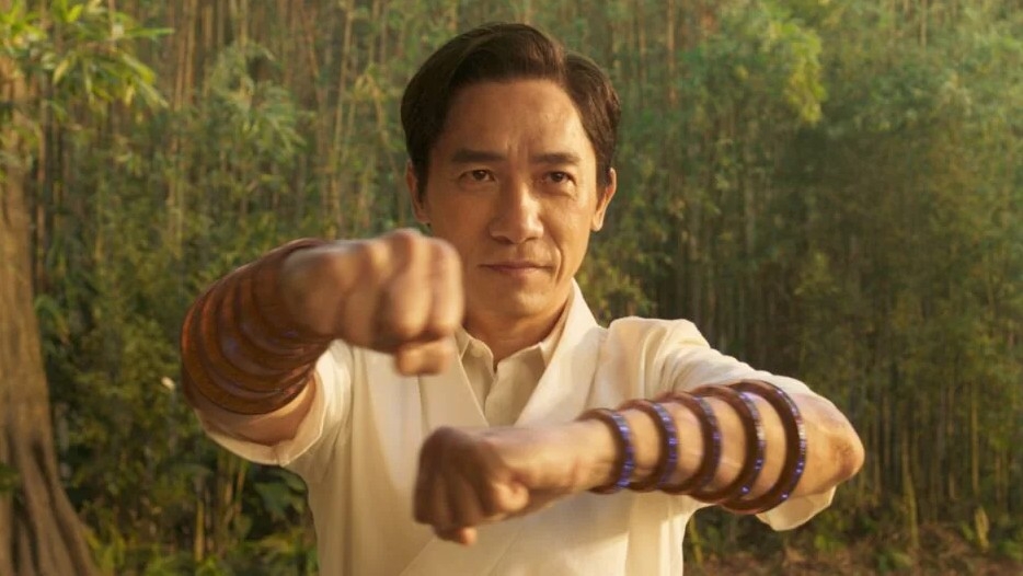 偉仔指文武其實係一個不懂愛人嘅父親。