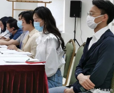 官方對娛樂圈「失德藝人」嘅整肅手段嚴厲,唔少內地明星都要上「藝德課」
