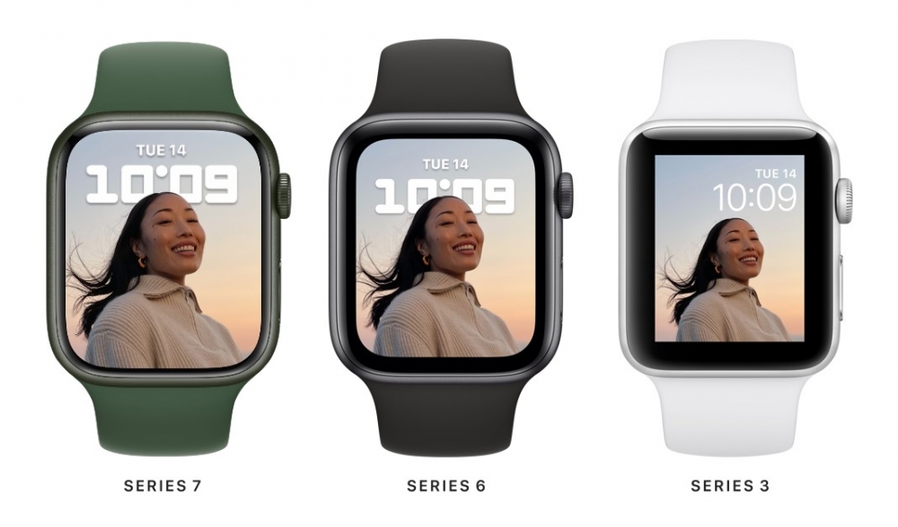 歷來最大嘅顯示器，邊框減少咗40%，令螢幕面積比第6代加大近20%