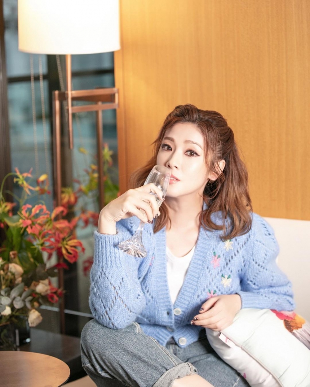 翁嘉穗嫁入豪門,過幸福少奶奶生活!
