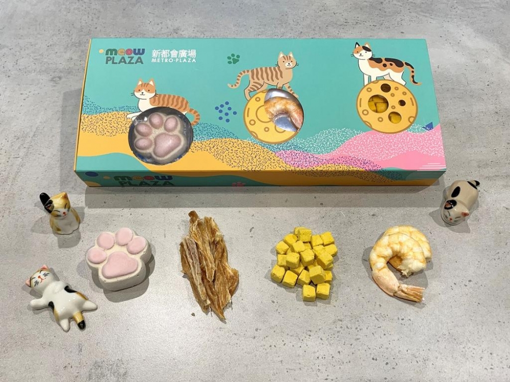 最後當然不少得買手信,2款獨家貓奴育成系列精品將會登場,包括主子慶「臀」圓中秋禮盒及貓咪陶瓷碟連醬料格。