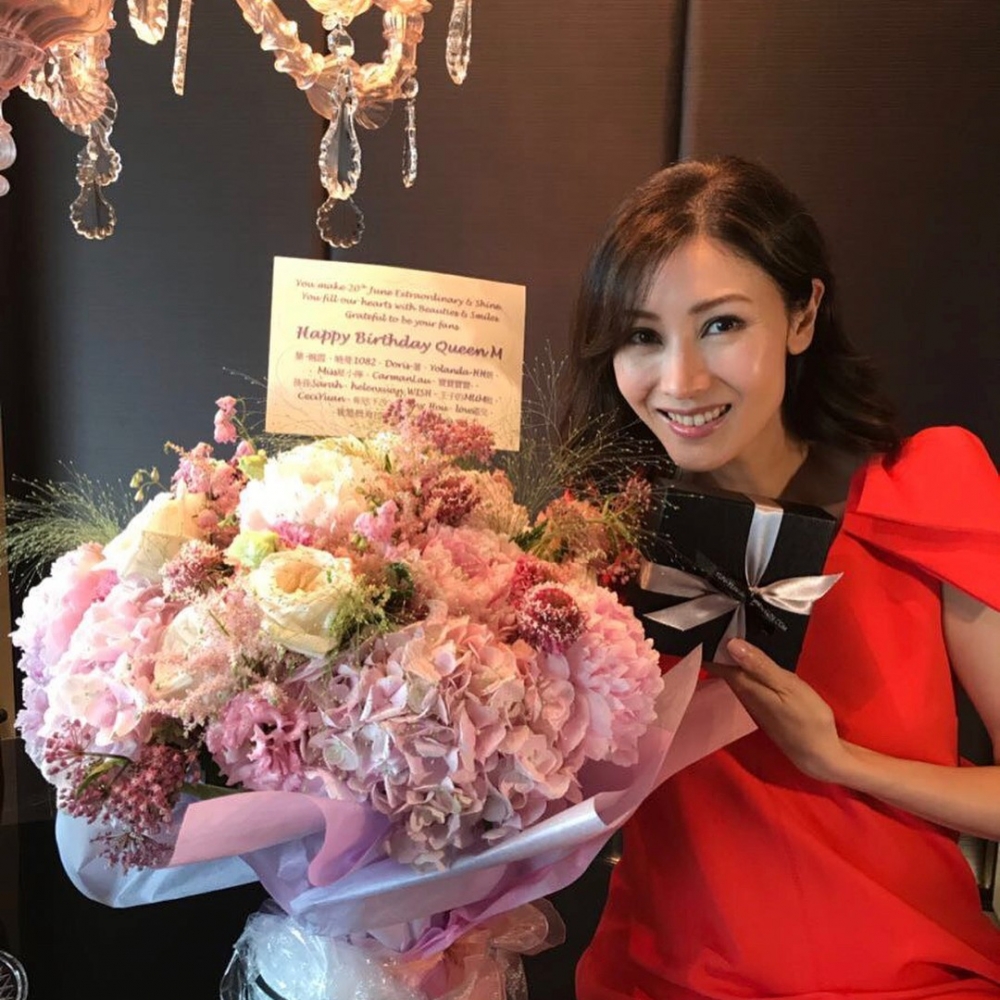 李嘉欣有一位比自己大8年嘅姐姐!