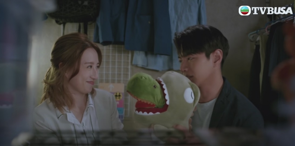 唔少女士過度幻想戀愛時嘅美好,沈醉於韓劇中嘅情節!