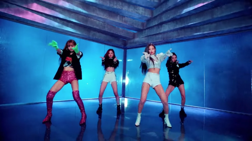 BLACKPINK有4位成員:Jennie、Jisoo、Rosé、Lisa