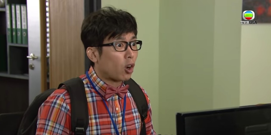 港女上網發文,指最近放工被毒男同事窮追不捨。