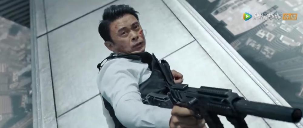 其中一套網路電影《神兵特攻》,樊少皇係主演,電影一上線更登上熱播榜第一