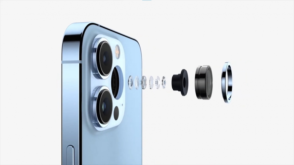 iPhone 13 Pro/Pro Max的超廣角鏡頭加入微距拍攝模式,對焦距離可近至2厘米,更方便用來拍攝近物或微距影片!