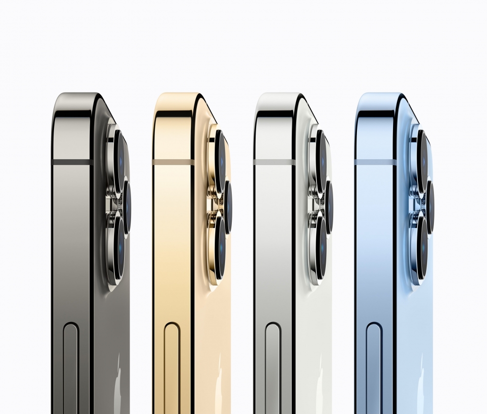 iPhone 13 Pro/Pro Max推出銀色、金色及石墨色及天峰藍色。