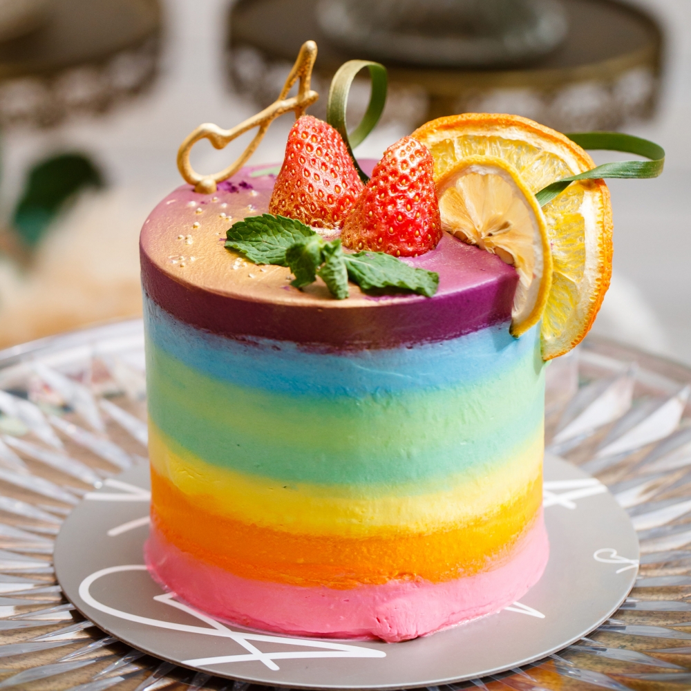 Arte by Padaria彩虹の丘-七彩味道戚風蛋糕($480/個)