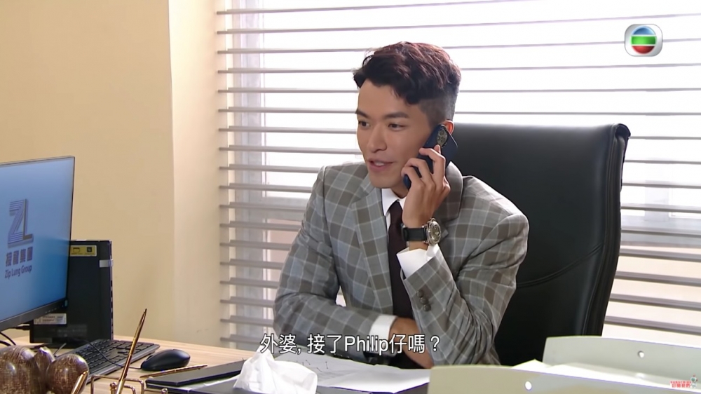 樓主解釋仔仔之所以知爸爸做嘢辛苦係因為見到爸爸成日都係過咗食飯時間先返