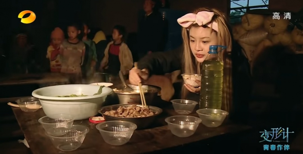 韓安冉參與內地節目《變形計》而為人熟悉!
