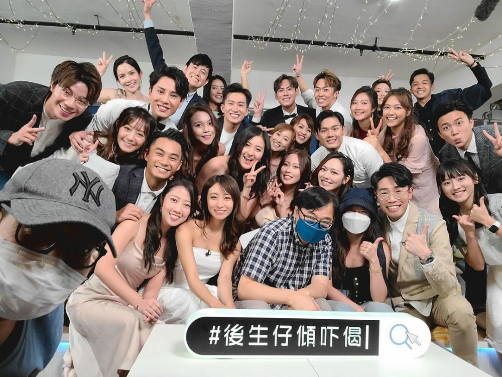 出演者大晒最後一集嘅大合照～
