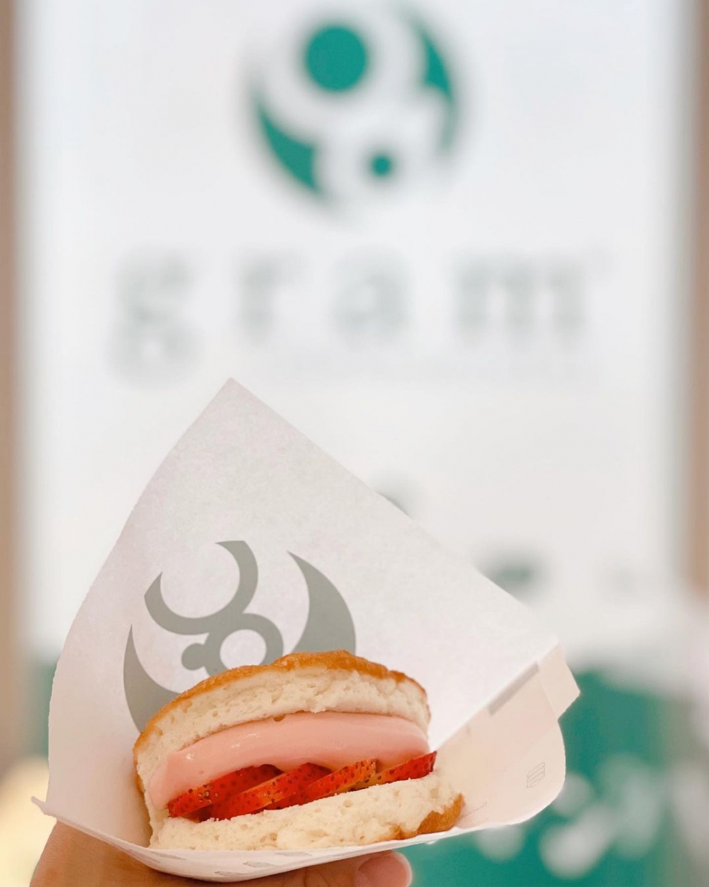 Gram Pancakes推出Cool Premium限定士多啤梨味。