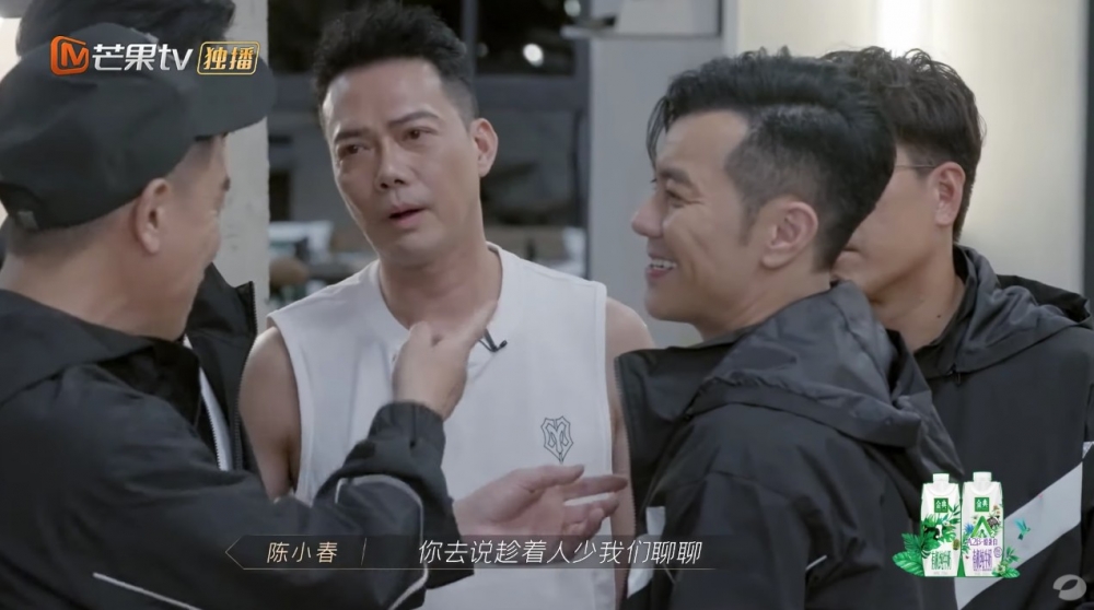 呢個時候陳小春更忍唔住爆粗