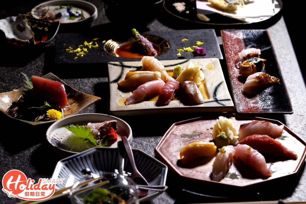 晚市套餐Omakase Moon,可以食到足足19道菜!