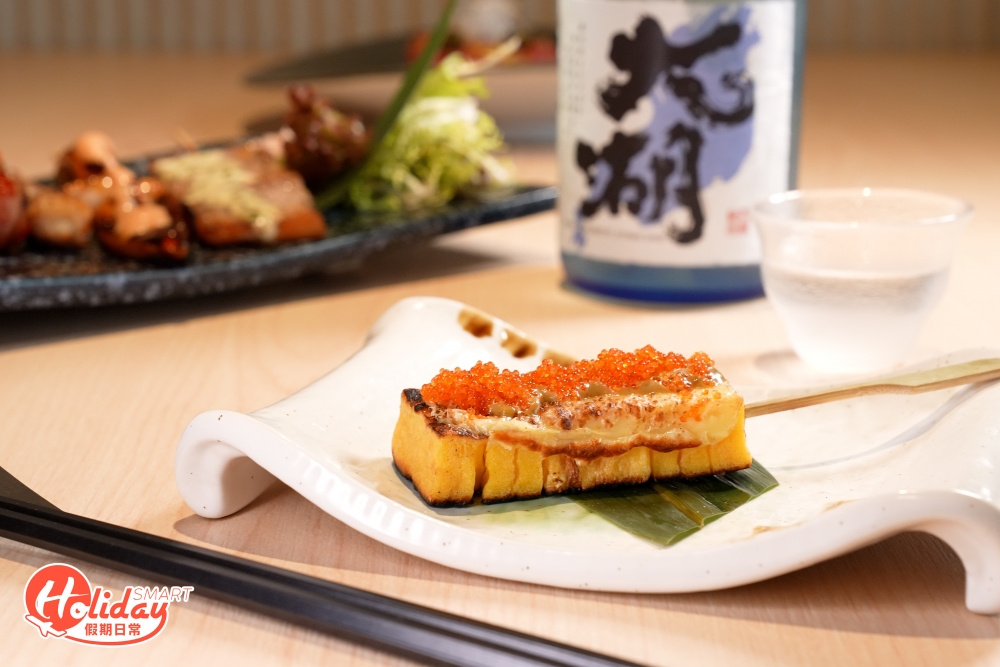 其他小食料理如雞肝醬多士、蟹醬芝士玉子燒,配上清酒一流!