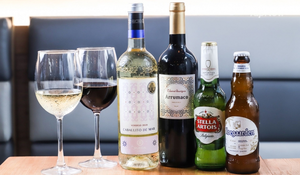 經TapNow預訂任何套餐,均可任飲多款紅酒、白酒、啤酒。