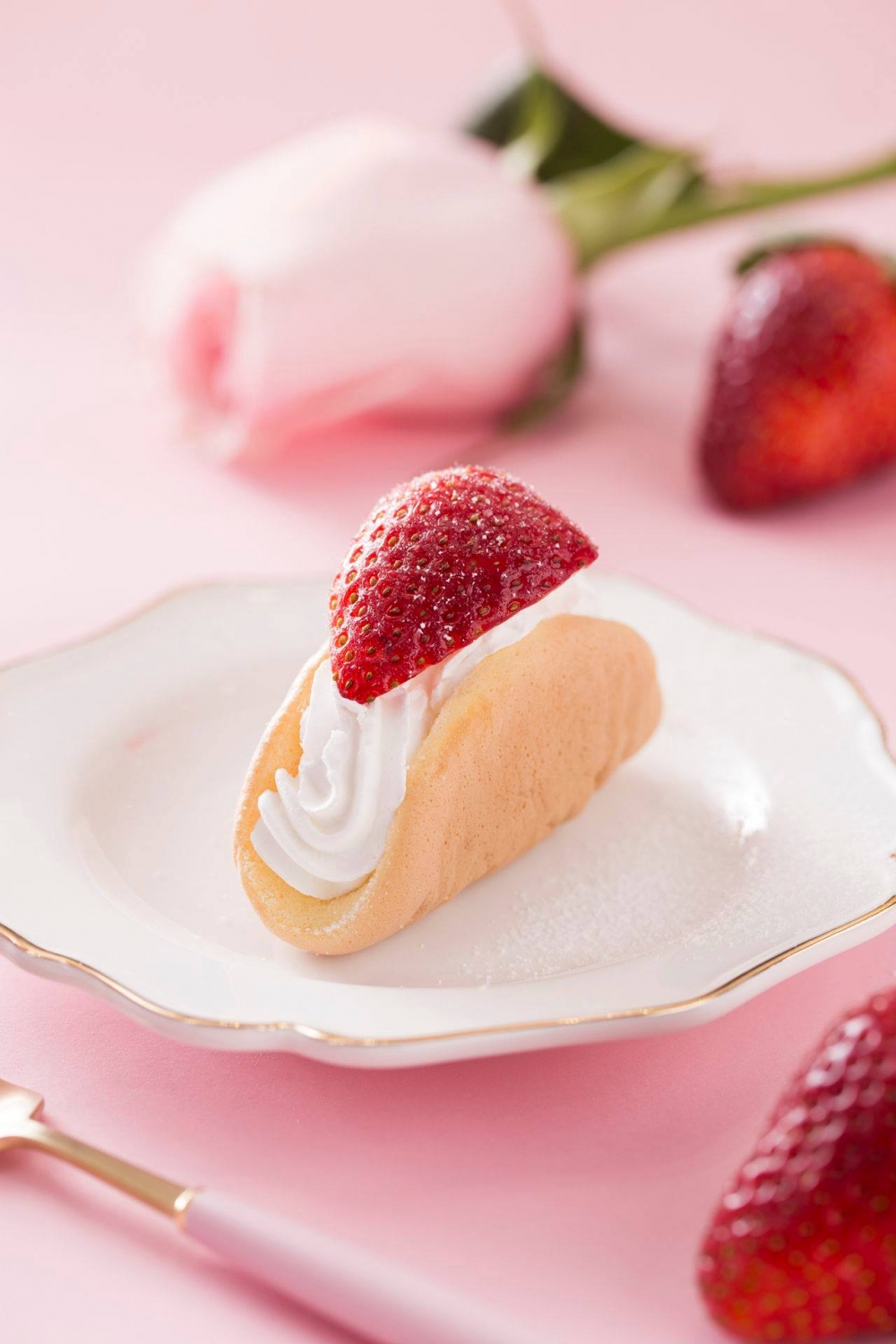 Le Bread Lab士多啤梨奶油捲（$184/12件）