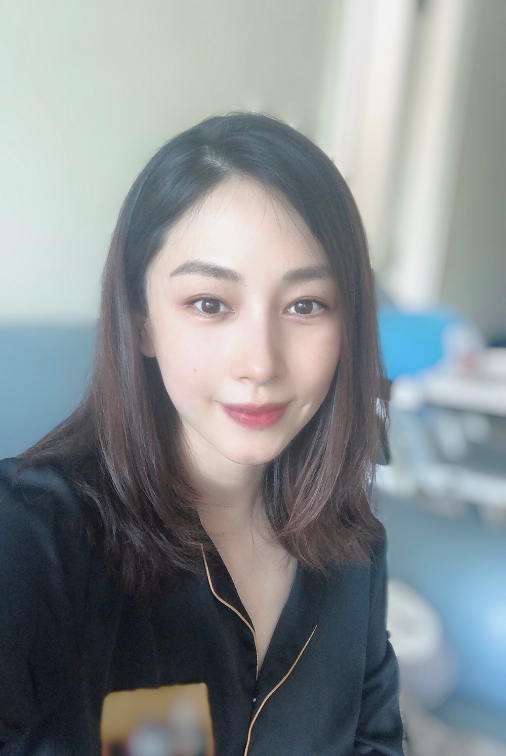 JJ直言做全職家庭主婦無半點成就感,更多嘅係壓力、疲憊同憤怒。