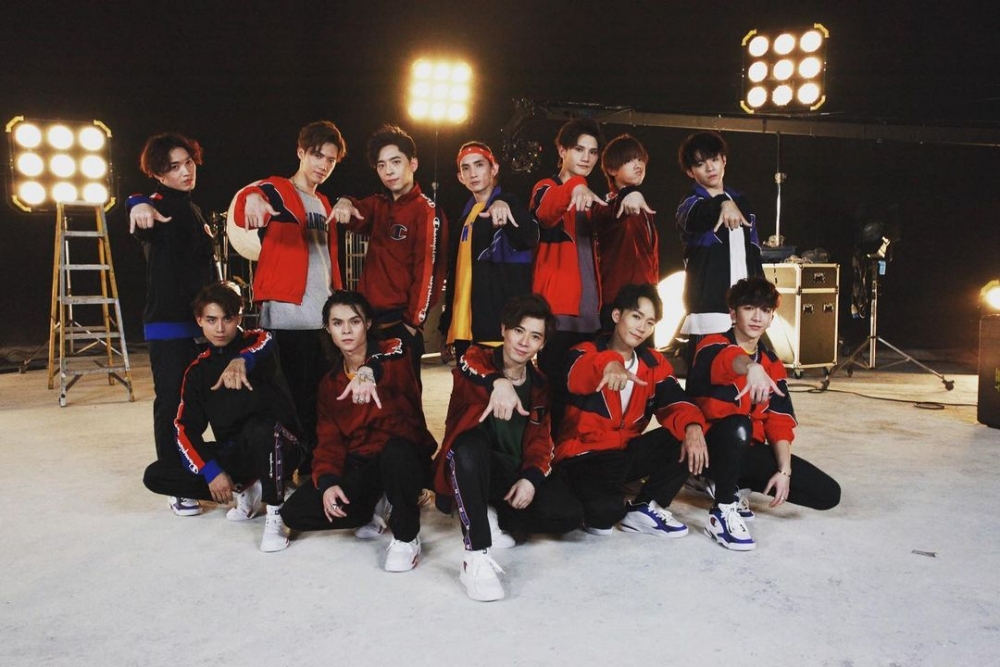 「前夫」係代表一班MIRROR粉絲嘅另一半～