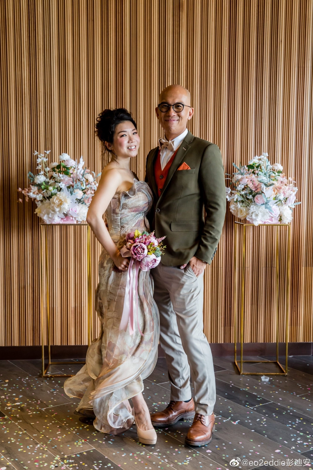 Eddie於2020年3月與圈外女友Ivy註冊結婚。