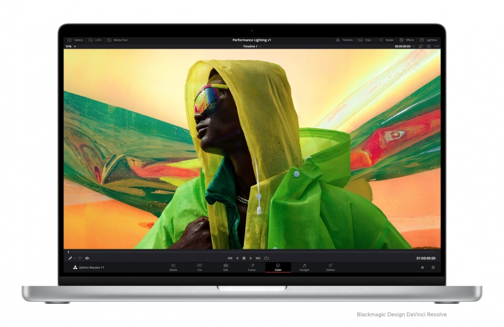 螢幕採用咗iPad Pro嘅mini-LED同支援ProMotion自適應高更新率,更加高清。