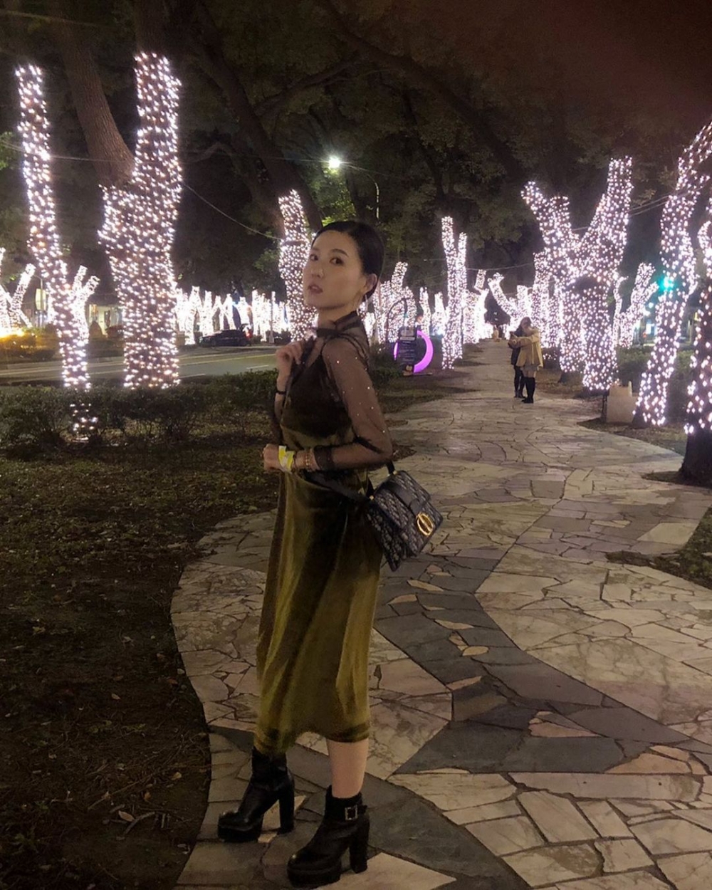 王子涵之前嘅IG相都有出現過呢個袋,相信佢十分愛惜~